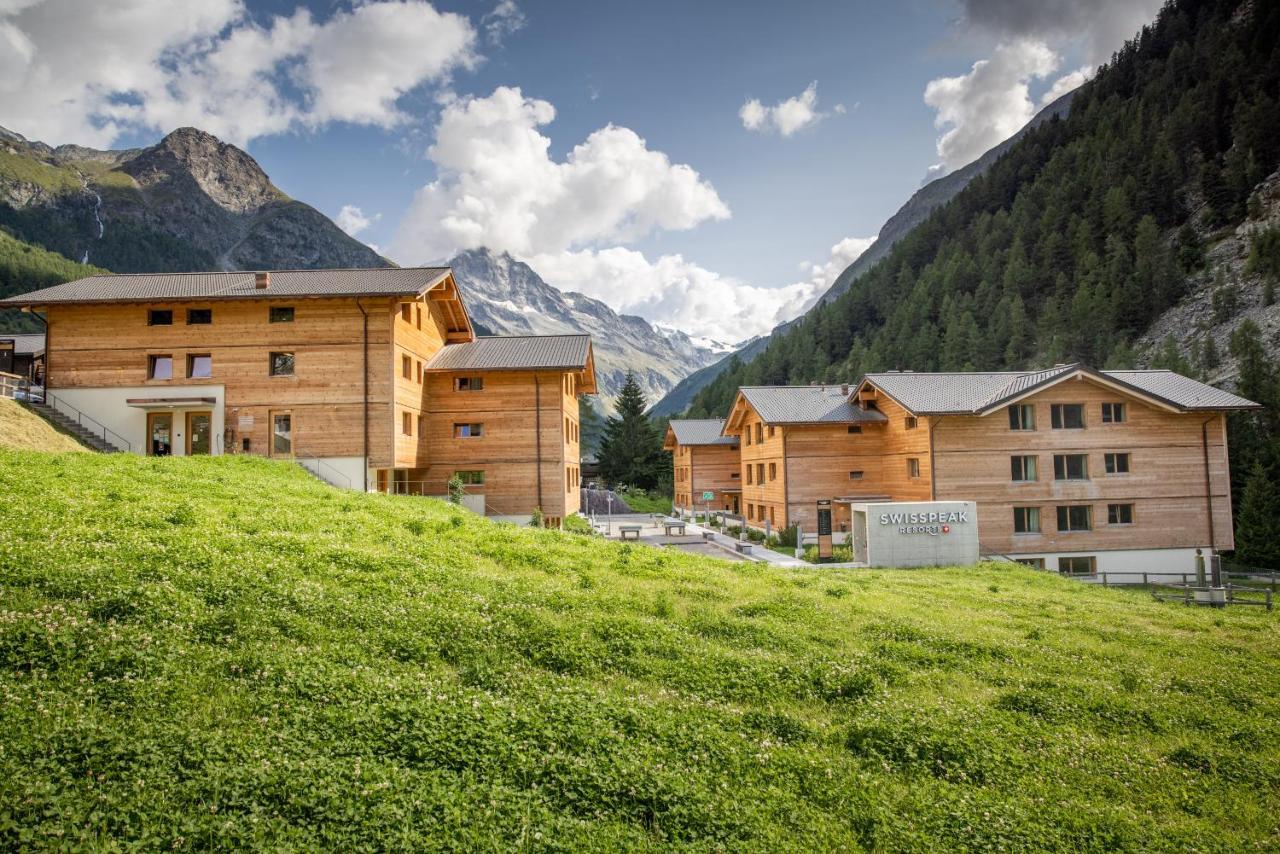 Swisspeak Resorts Циналь Экстерьер фото